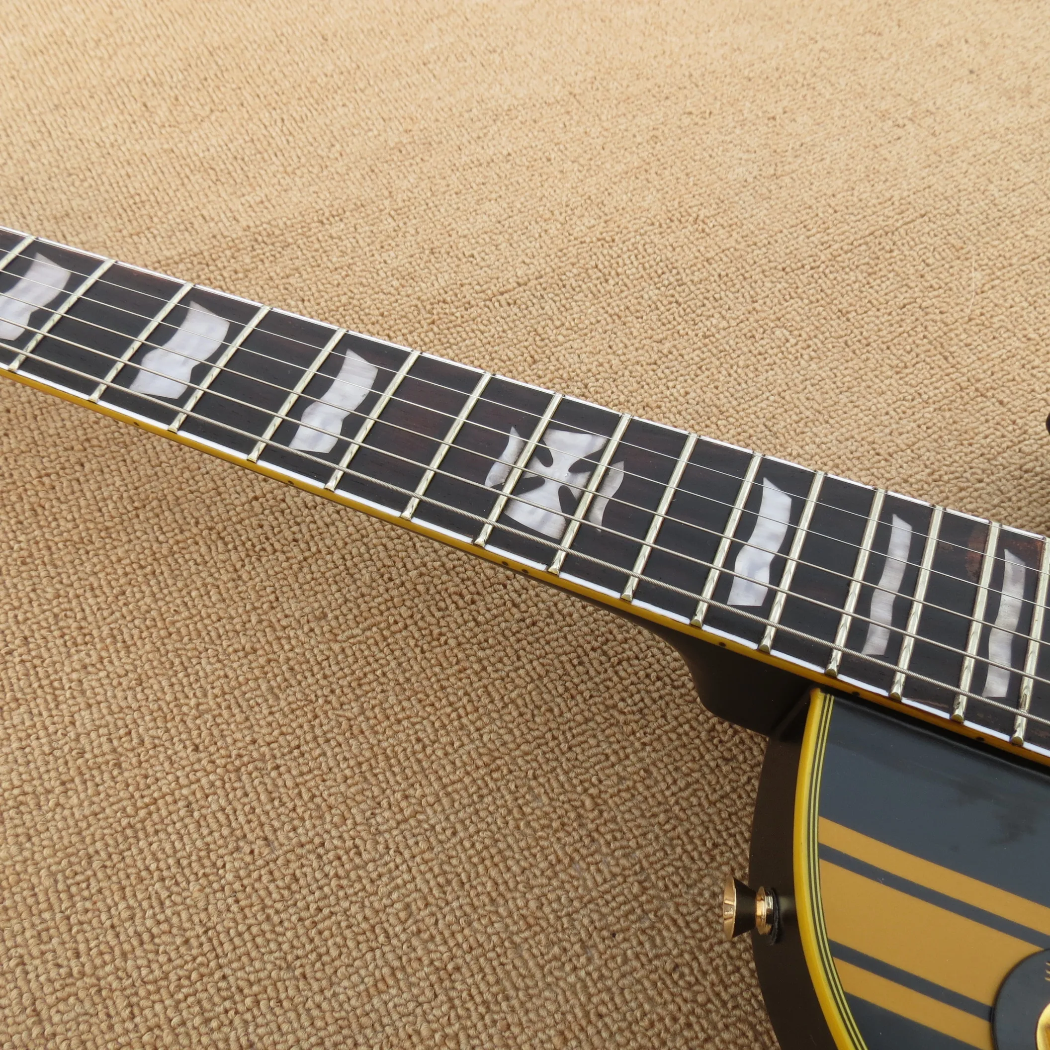 Електрическа китара James Hetfield Iron Cross Матово Черно Стандартна серия с Златна Обкова - 4