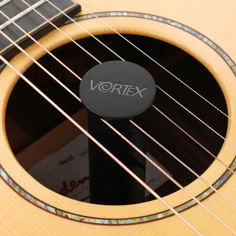 ЗАВЪРТЕТЕ овлажнител на въздуха за акустична китара със звуков дупка, предотвратява изсушаване, предпазва от напукване и защитава гитарную панел. - 1