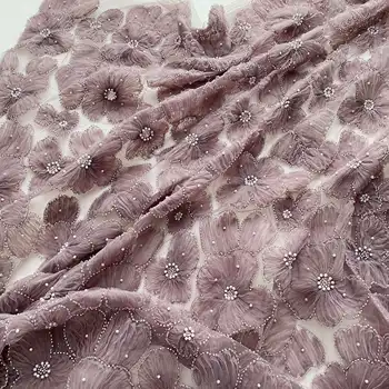Висококачествено сватбена рокля от дантела плат с виноградно-лилава бродерия и перли, вязаное на една кука, на подтяжках, Ширина плат по поръчка 130 см 1 ярд