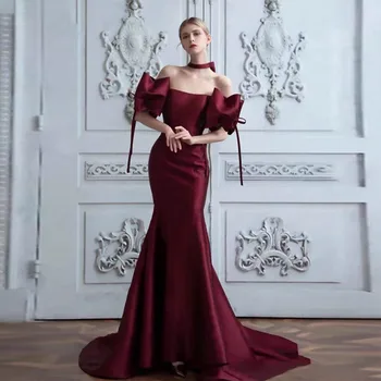 Елегантна бордовое атласное вечерна рокля 