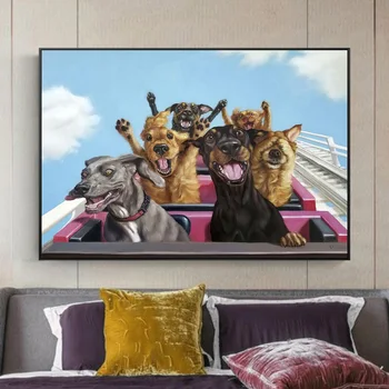 Забавно куче Семейна игра на влакче в увеселителен парк Стенно изкуство, рисувани Стенни Декор ретро плакат и щампи на животни Платно картина за детска стая Куадрос
